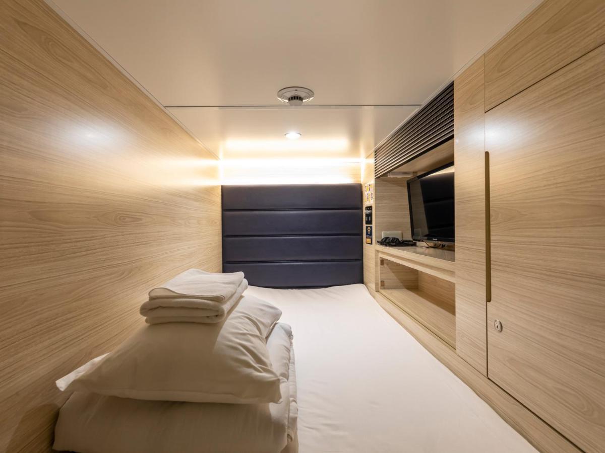 Tabist Capsulehotel Apods Himeji Station Exterior foto